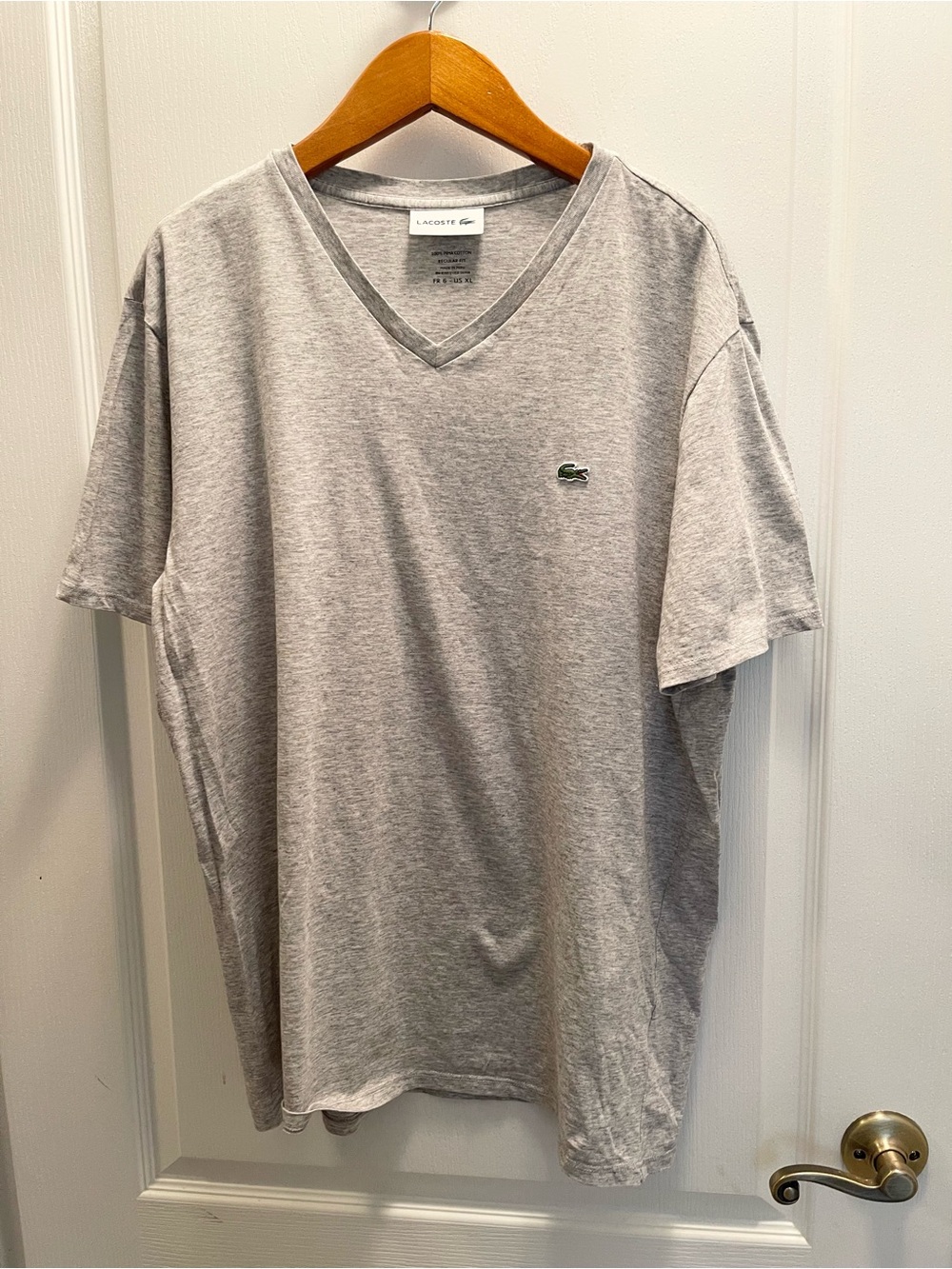 Lacoste Men's V-Neck Tee in Heather Gray with Green Crocodile